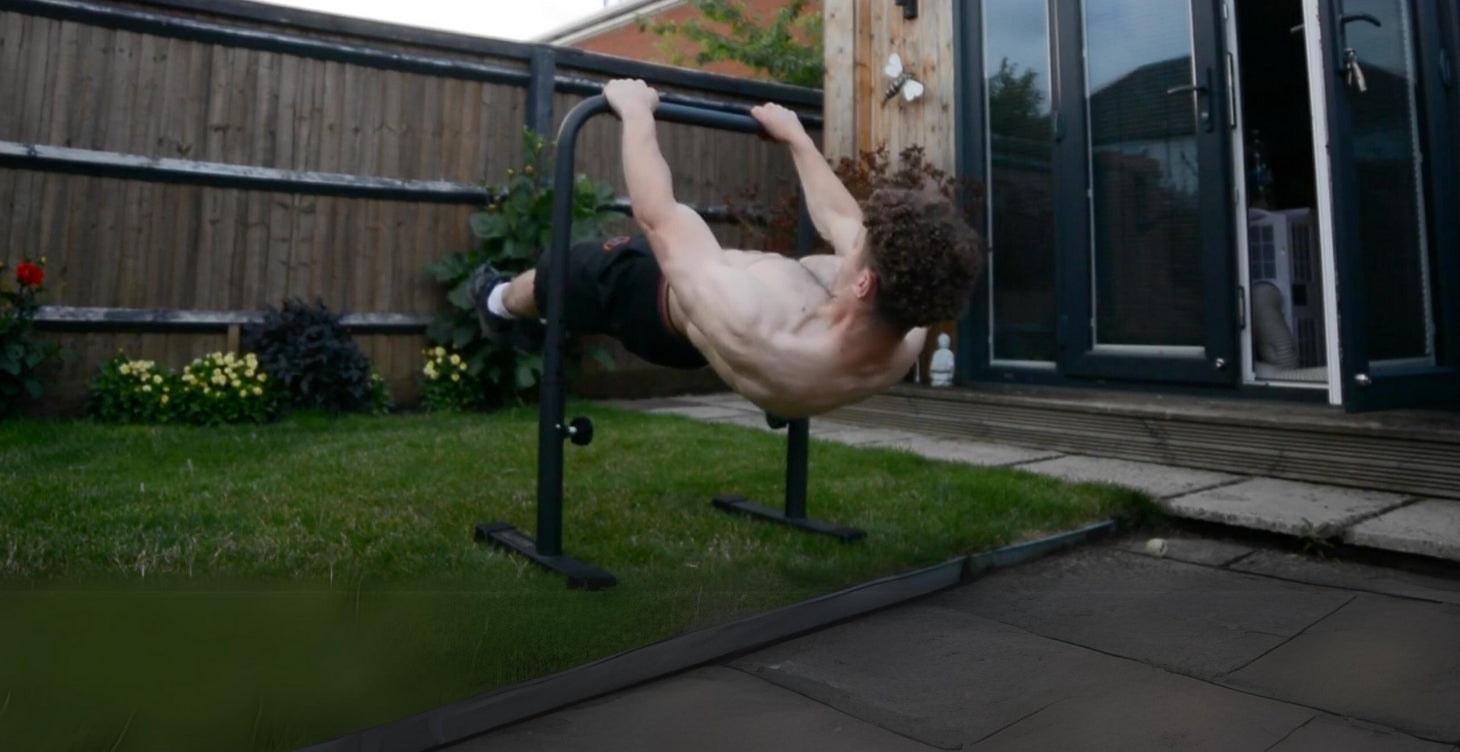 Calisthenics courses and programmes online — beginner to advanced bodyweight training.